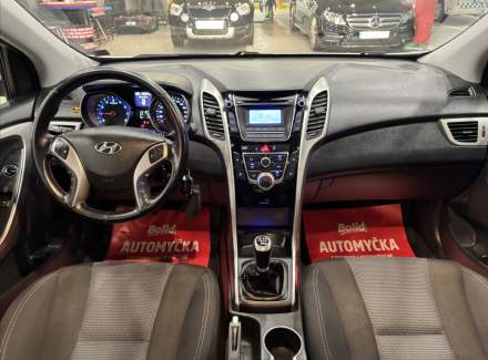 Hyundai - i30