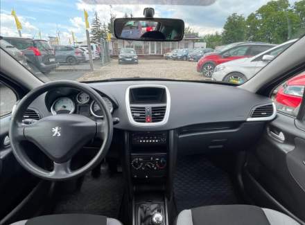 Peugeot - 207