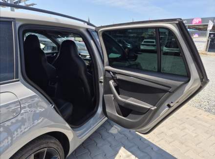 Škoda - Octavia