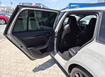 Škoda - Octavia