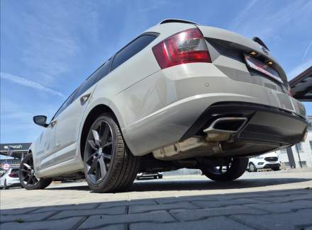 Škoda - Octavia