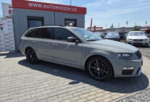 Škoda - Octavia