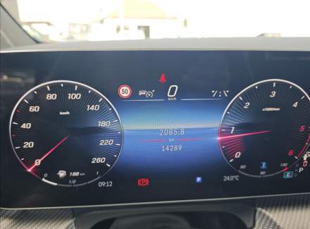 Mercedes-Benz - V-class