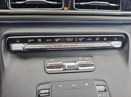 Mercedes-Benz - V-class