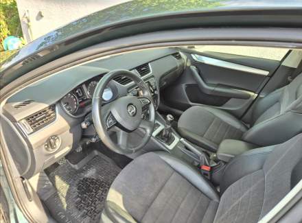 Škoda - Octavia