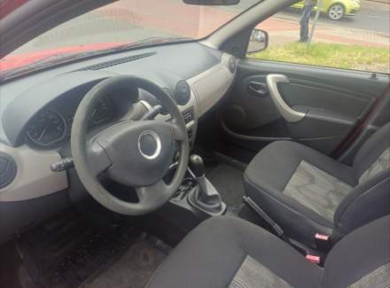 Dacia - Sandero