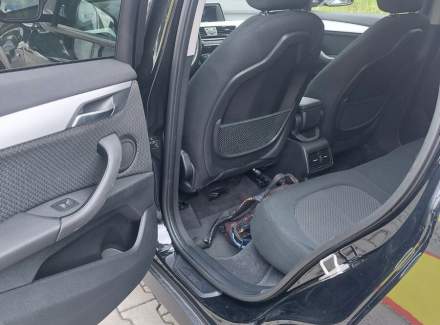 BMW - X1
