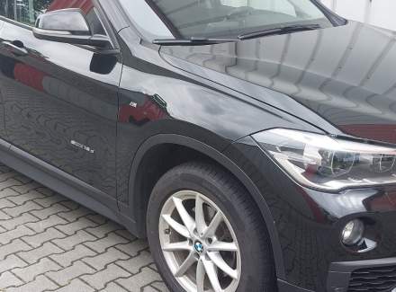 BMW - X1
