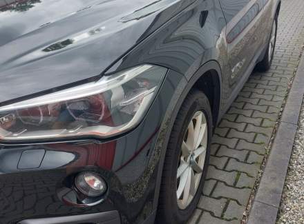 BMW - X1