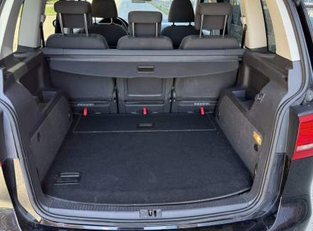 Volkswagen - Touran