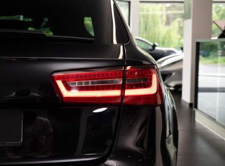 Audi - RS 6