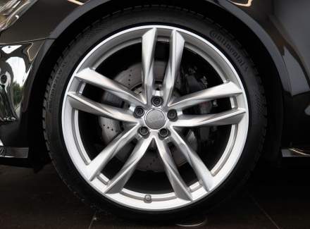 Audi - RS 6