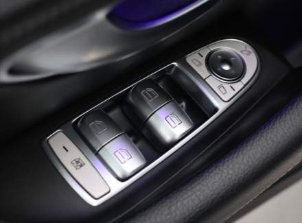 Mercedes-Benz - E-class