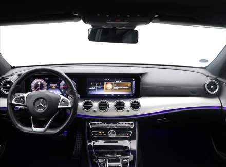 Mercedes-Benz - E-class