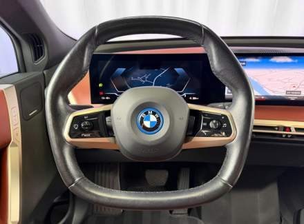BMW - iX