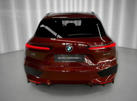 BMW - iX