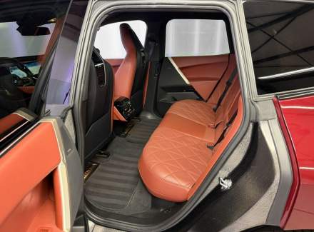 BMW - iX