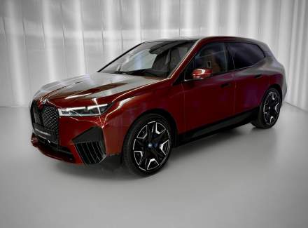 BMW - iX