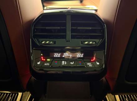 BMW - iX
