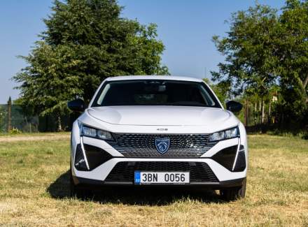 Peugeot - 408