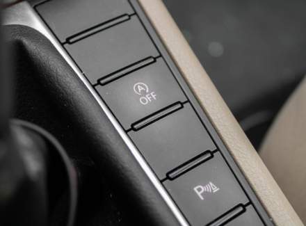 Volkswagen - Passat