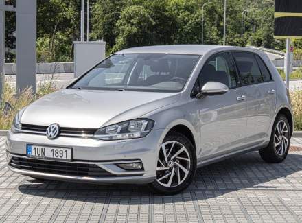 Volkswagen - Golf