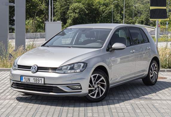 Volkswagen - Golf