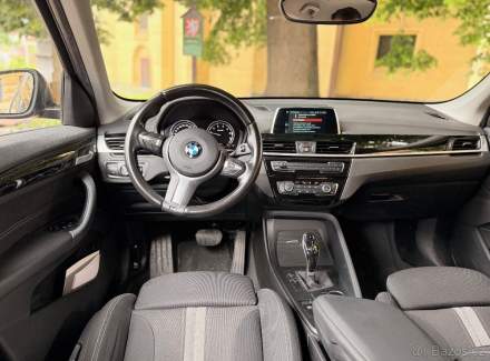 BMW - X1