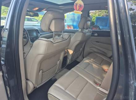Jeep - Grand Cherokee