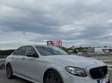 Mercedes-Benz - E-class