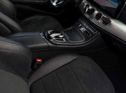 Mercedes-Benz - E-class