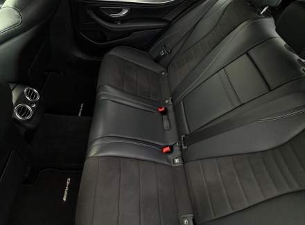 Mercedes-Benz - E-class