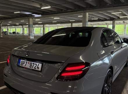 Mercedes-Benz - E-class