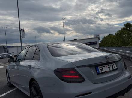 Mercedes-Benz - E-class
