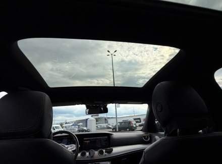 Mercedes-Benz - E-class