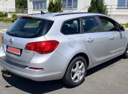 Opel - Astra