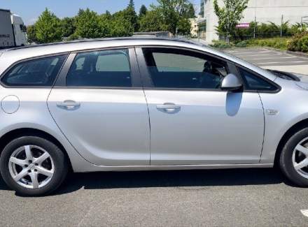 Opel - Astra