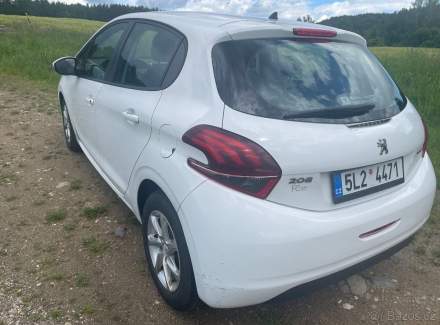 Peugeot - 208