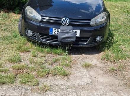 Volkswagen - Golf