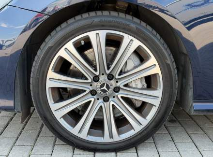 Mercedes-Benz - E-class
