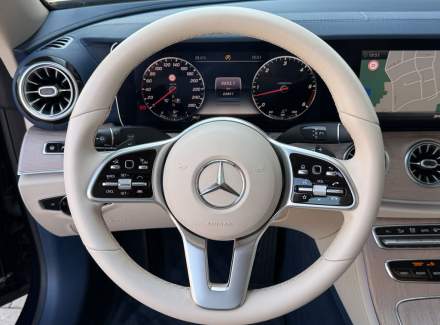 Mercedes-Benz - E-class