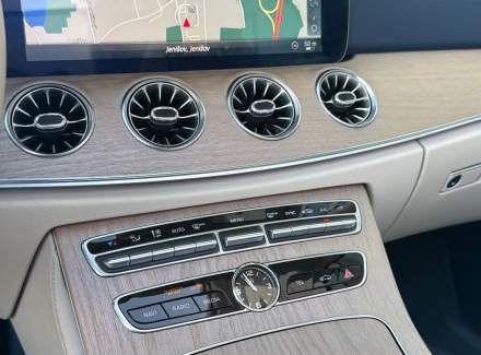 Mercedes-Benz - E-class