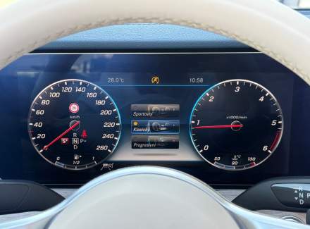 Mercedes-Benz - E-class