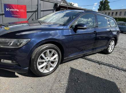Volkswagen - Passat