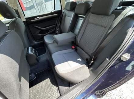 Volkswagen - Passat