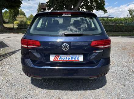 Volkswagen - Passat