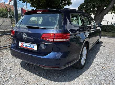 Volkswagen - Passat