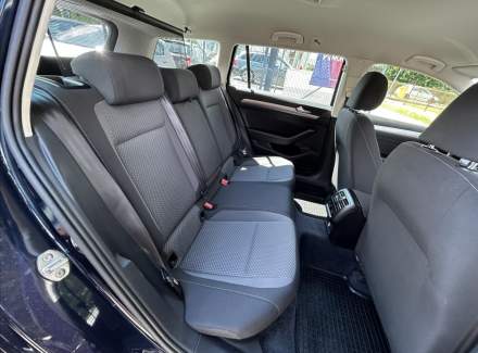 Volkswagen - Passat