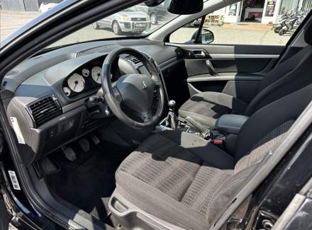 Peugeot - 407