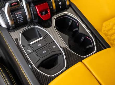 Lamborghini - Urus